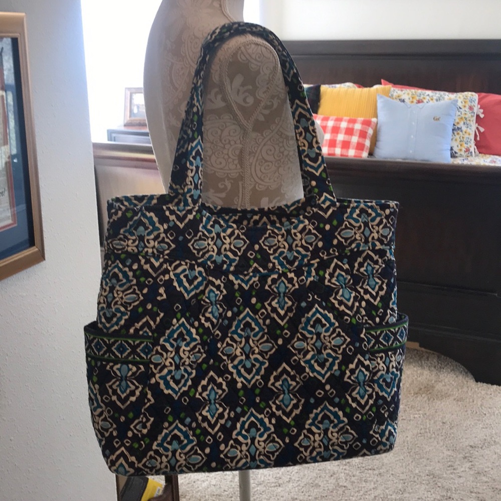 Vera Bradley large tote bag